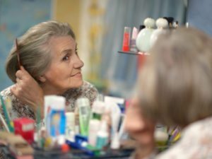 Home Care Gastonia NC - How Home Care Aides Make Washing Hair Easier