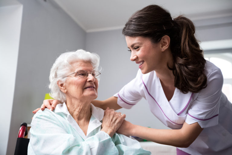 Elder Care Weddington NC: 4 Signs Experts Say Point to Seniors Needing Help