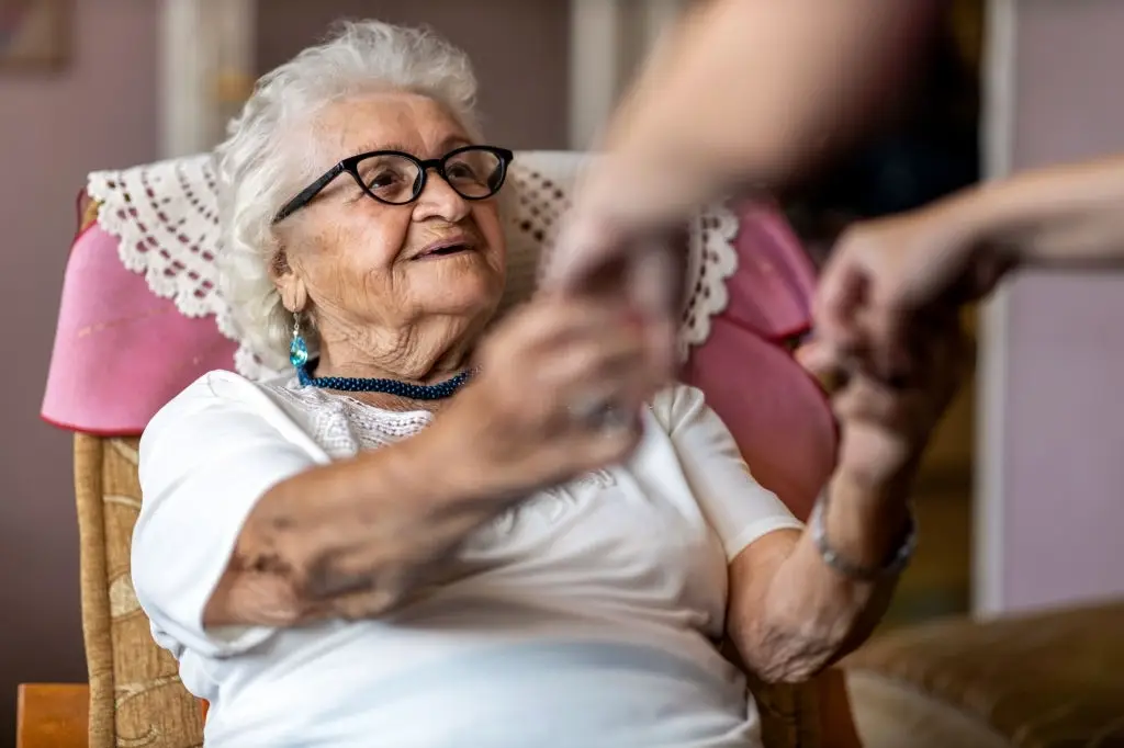 elderly lady with huntersville north carolina senior home care